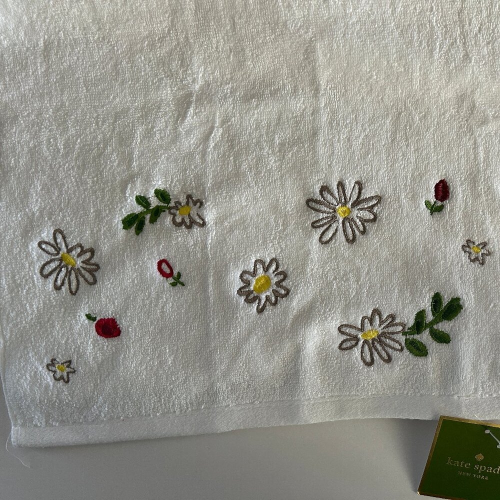 NWT KATE SPADE New York 1 Bright White/Flowers Hand Towel cotton NOS Rare